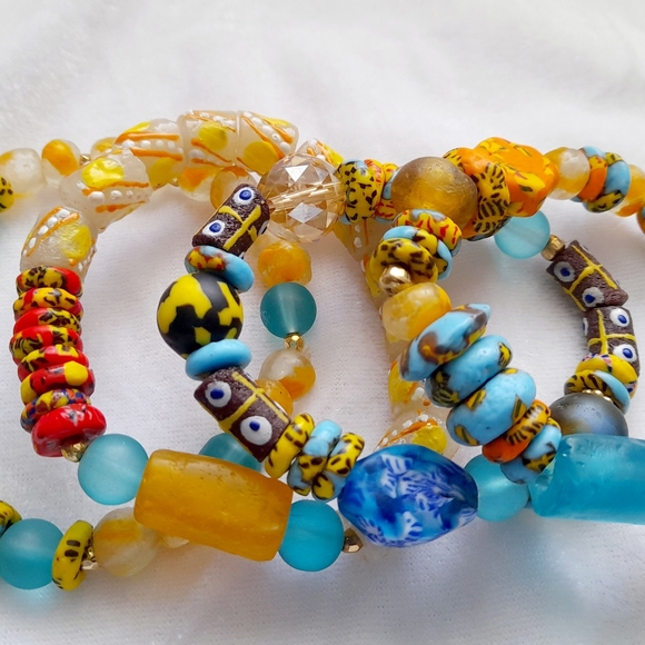 New handmade bracelets - Picture 3 of 8